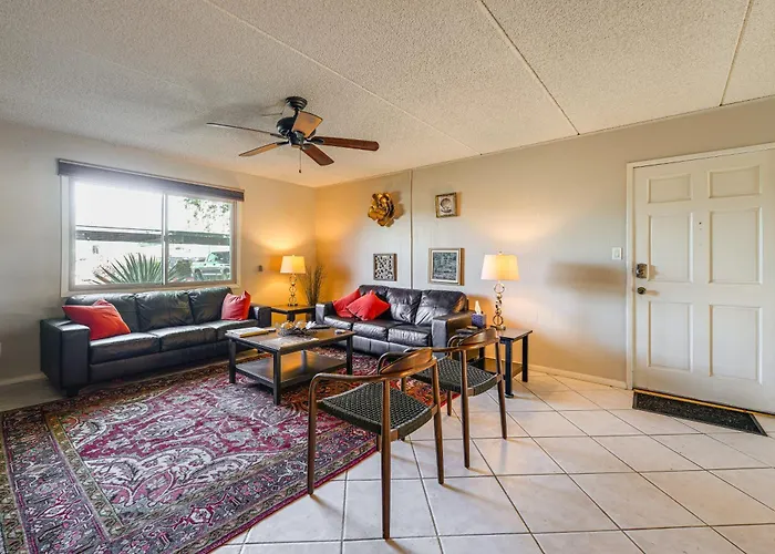 Holiday home Pool Access & Private Patio! Prime Arcadia *