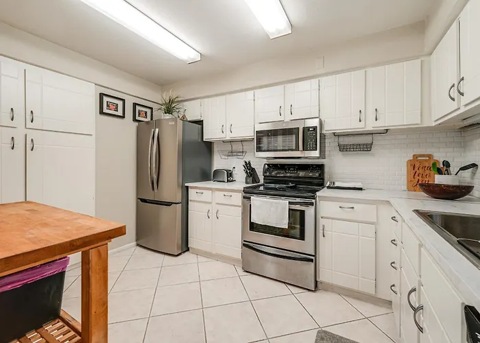 Pool Access & Private Patio! Prime Arcadia * Phoenix