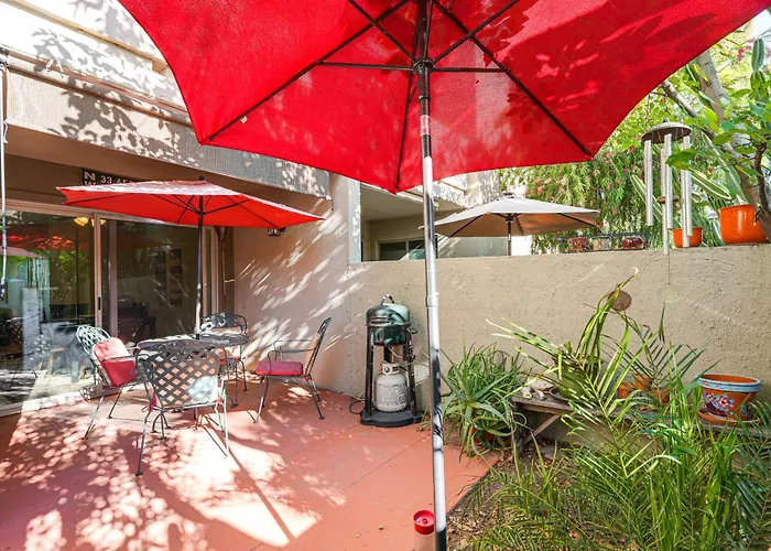 Holiday home Pool Access & Private Patio! Prime Arcadia *