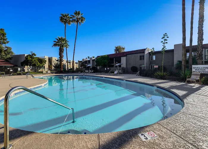 Pool Access & Private Patio! Prime Arcadia Phoenix
